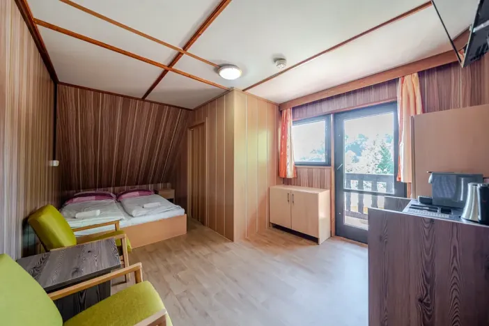 Prodej chaty, Bítov, 650 m2