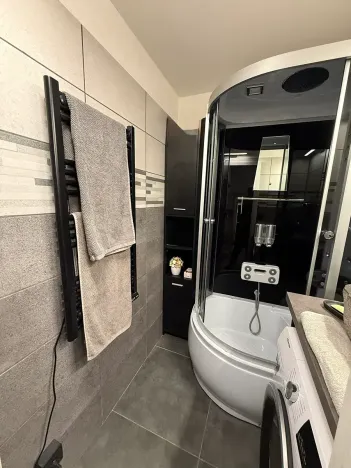 Prodej bytu 3+1, Brno, Švermova, 74 m2