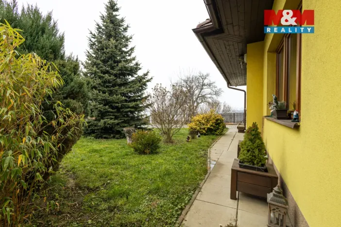 Prodej rodinného domu, Zlosyň, 142 m2