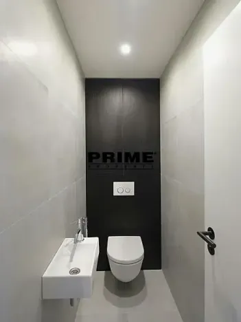 Pronájem bytu 2+kk, Praha - Vinohrady, náměstí Jiřího z Poděbrad, 60 m2