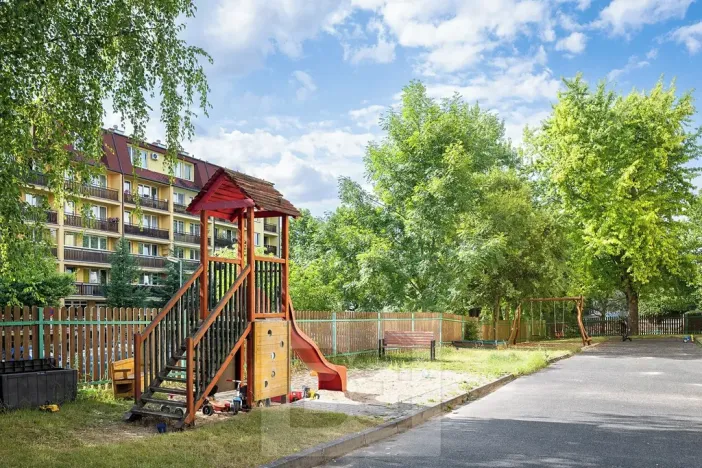 Pronájem bytu 1+kk, Milovice, 44 m2