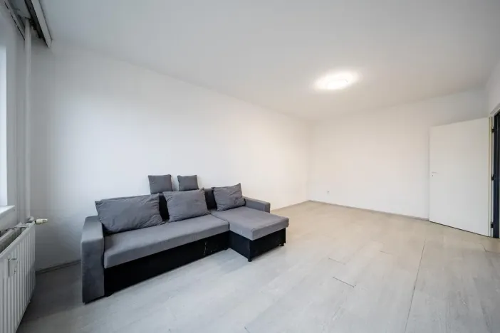 Prodej bytu 2+1, Suchdol nad Lužnicí, sídl. 9. května, 57 m2