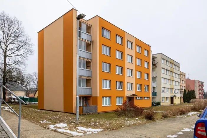 Prodej bytu 2+1, Suchdol nad Lužnicí, sídl. 9. května, 57 m2