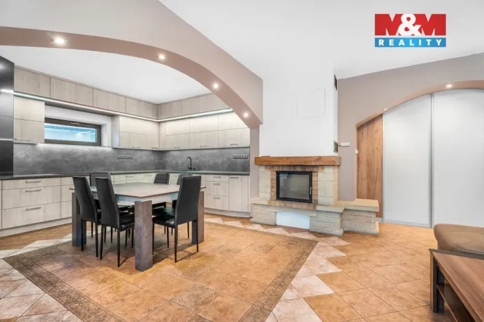 Prodej rodinného domu, Podbořany, Cyrila a Metoděje, 280 m2