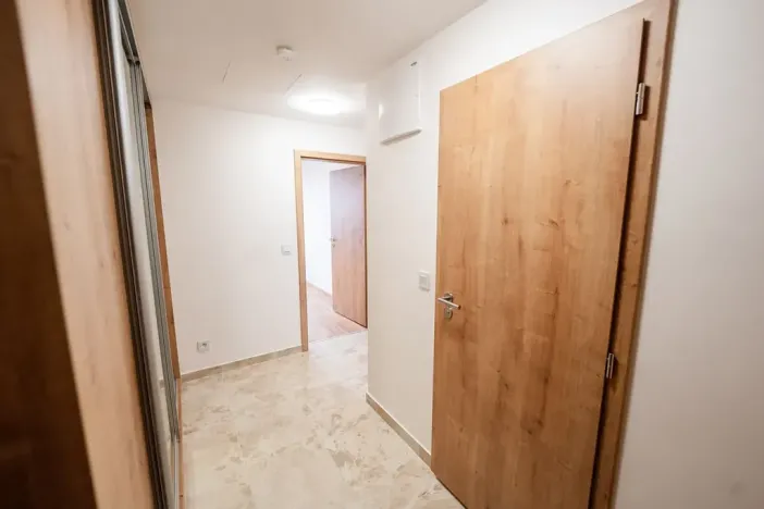 Pronájem bytu 2+kk, Praha - Strašnice, Strančická, 44 m2