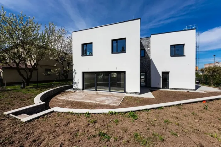 Prodej rodinného domu, Praha - Lhotka, U družstva Tempo, 186 m2