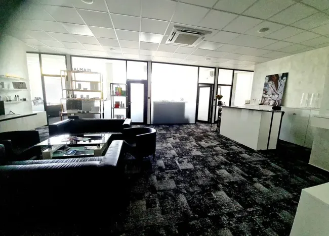 Pronájem obchodního prostoru, Praha - Libeň, Pod bání, 226 m2