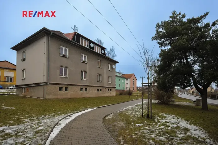 Pronájem bytu 2+1, Tlučná, V Rybníčkách, 43 m2