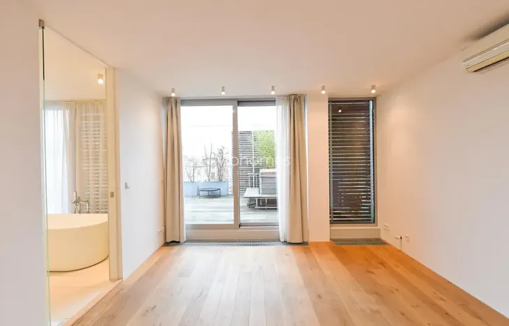 Pronájem bytu 4+kk, Praha - Vinohrady, Laubova, 273 m2