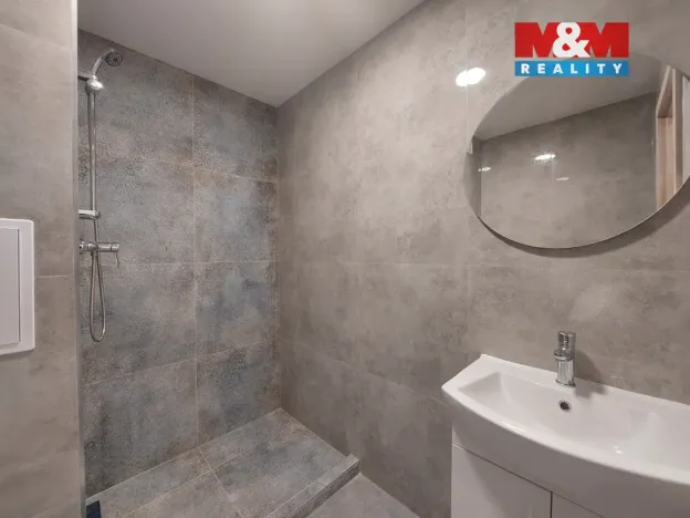 Pronájem bytu 1+kk, Klášterec nad Ohří - Miřetice u Klášterce nad Ohří, Královéhradecká, 19 m2