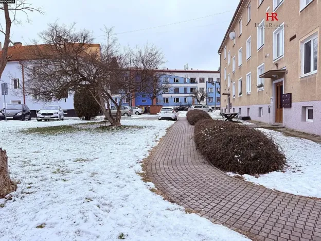 Prodej bytu 2+1, Sázava, Sídliště 9. května, 57 m2