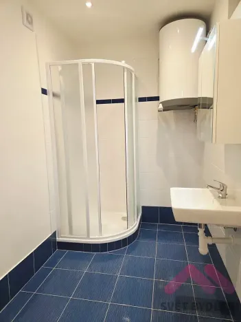 Pronájem bytu 2+1, Praha - Žižkov, Ambrožova, 81 m2