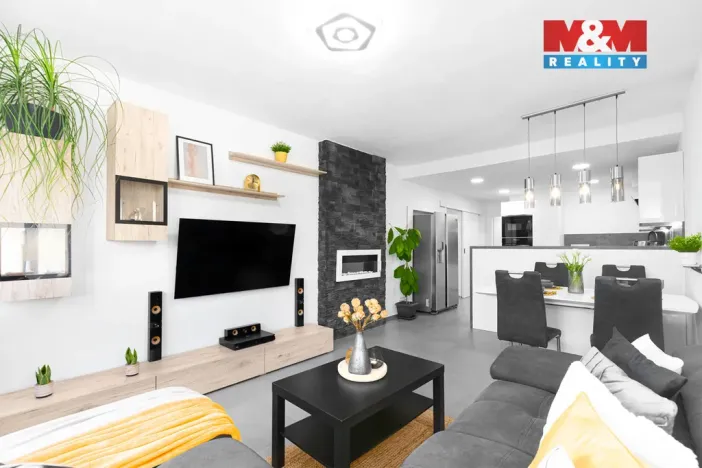 Prodej bytu 3+1, Tábor, Trocnovská, 80 m2