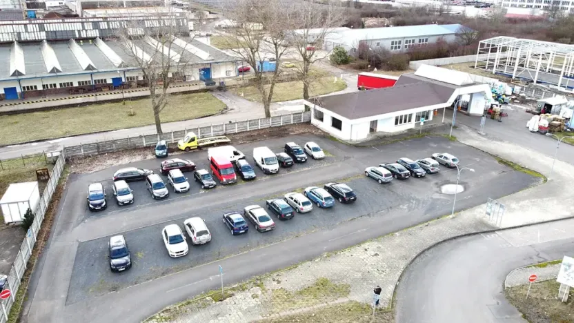 Pronájem komerčního pozemku, Louny, Postoloprtská, 2250 m2