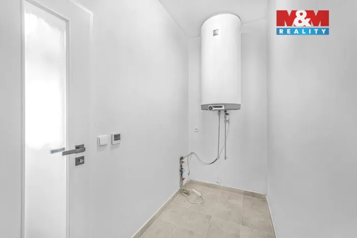 Prodej bytu 3+1, Hradec Králové - Kukleny, Pražská třída, 91 m2