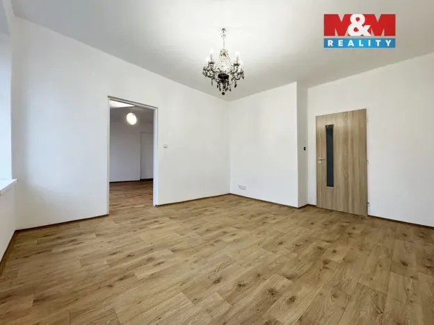 Pronájem bytu 2+1, Karlovy Vary - Stará Role, Nerudova, 70 m2