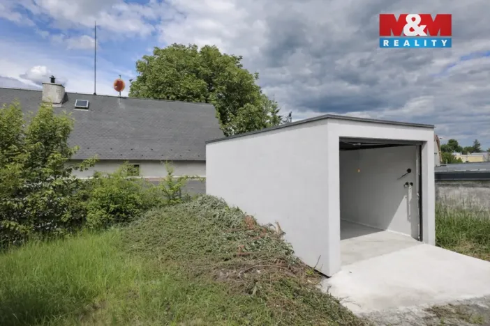 Prodej garáže, Karlovy Vary, 22 m2