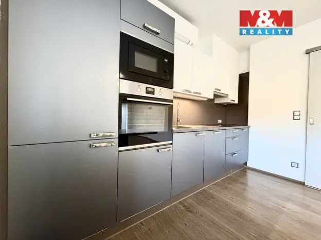Pronájem bytu 4+kk, Měchenice, Hlavní, 71 m2