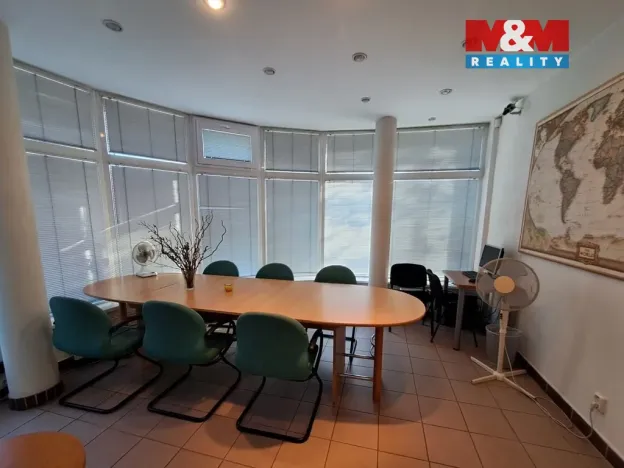 Pronájem kanceláře, Brno - Horní Heršpice, 200 m2