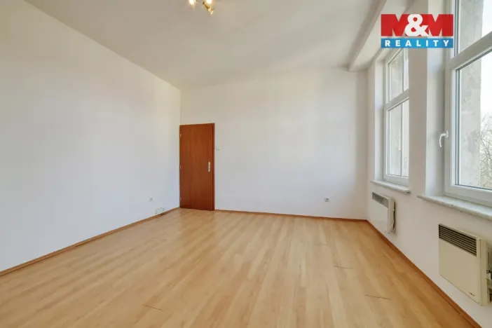 Prodej bytu 2+kk, Mariánské Lázně, Husova, 48 m2