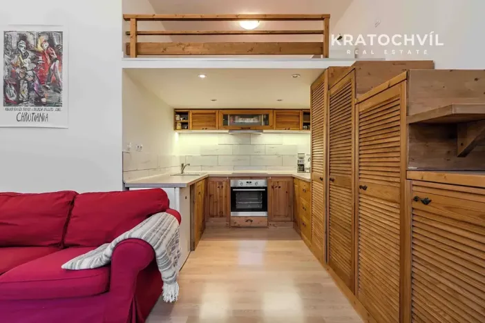 Prodej bytu 1+kk, Praha - Bubeneč, Korunovační, 32 m2