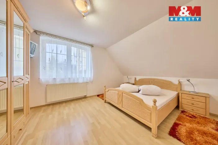 Pronájem rodinného domu, Trutnov - Voletiny, Mentzlova, 150 m2
