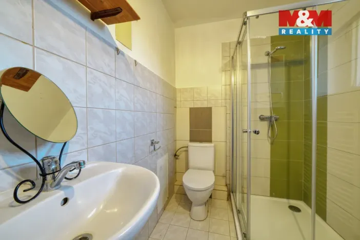 Pronájem bytu 1+kk, Cheb, Růžová, 27 m2