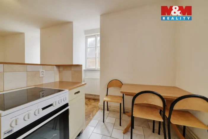 Pronájem bytu 1+kk, Cheb, Růžová, 27 m2