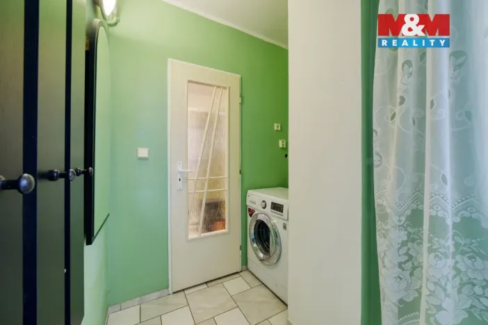 Pronájem bytu 1+kk, Cheb, Růžová, 27 m2