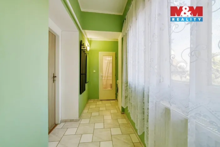 Pronájem bytu 1+kk, Cheb, Růžová, 27 m2