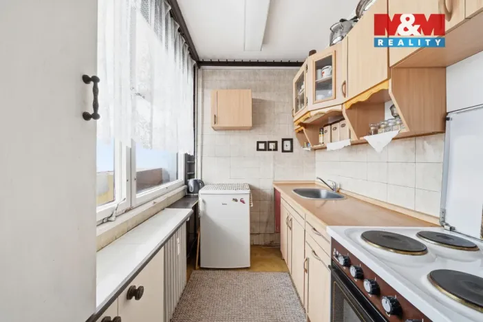 Prodej bytu 3+1, Broumov - Olivětín, Dukelská, 53 m2