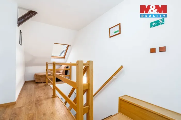 Prodej rodinného domu, Hradec Králové - Malšovice, Na Hrázce, 232 m2