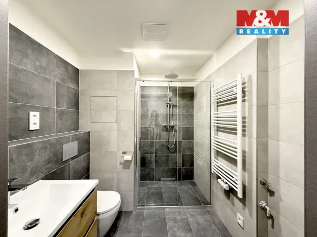 Pronájem bytu 2+kk, Praha - Hlubočepy, Fabiánové, 45 m2