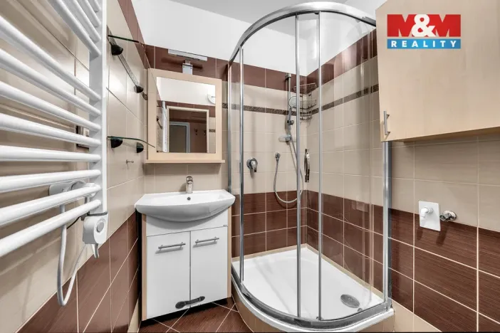 Pronájem bytu 2+1, Pardubice, Družby, 48 m2