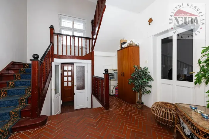 Prodej vily, Praha - Motol, U hrušky, 295 m2