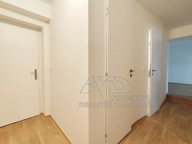 Pronájem bytu 2+kk, České Budějovice, 44 m2
