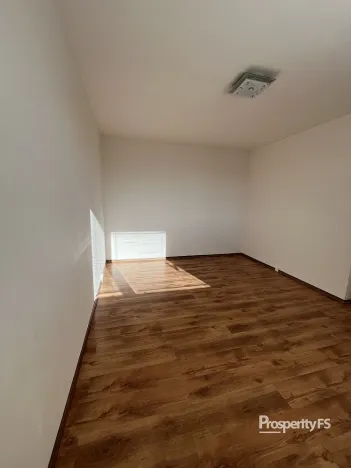 Pronájem bytu 1+1, Kladno, Na vyhaslém, 35 m2