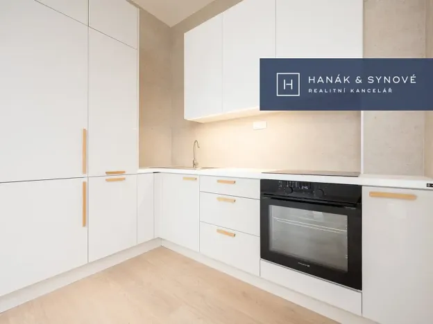 Prodej bytu 3+kk, Pohořelice, U Kasáren, 84 m2