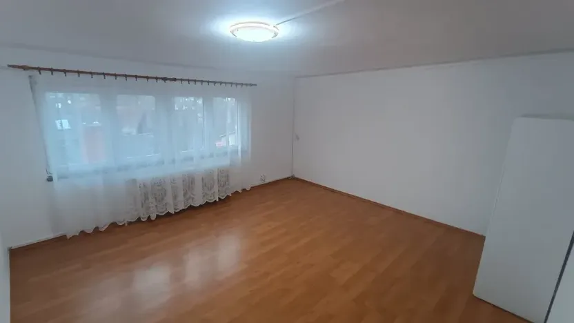 Pronájem bytu 3+1, Domažlice, náměstí Míru, 78 m2