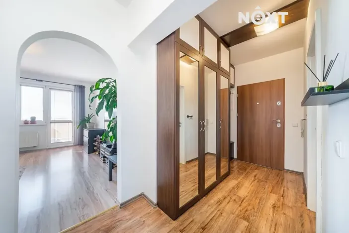 Prodej bytu 2+1, Velká Bystřice, Na Vyhlídce, 59 m2