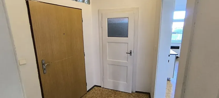 Prodej bytu 1+1, Cheb, Vančurova, 68 m2