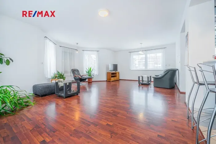 Prodej rodinného domu, Žilina, Zahradní, 774 m2