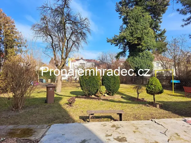 Pronájem bytu 2+1, Hradec Králové, Blahoslavova, 85 m2