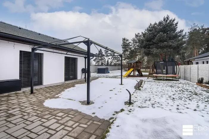 Prodej rodinného domu, Tišice, Na ladech, 135 m2