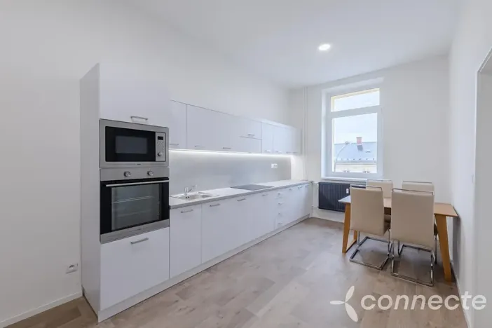 Prodej bytu 2+kk, Přerov, Husova, 40 m2