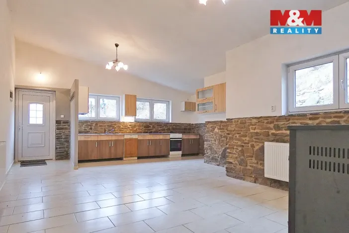 Prodej bytu 2+kk, Červené Pečky, Dobešovice, 66 m2