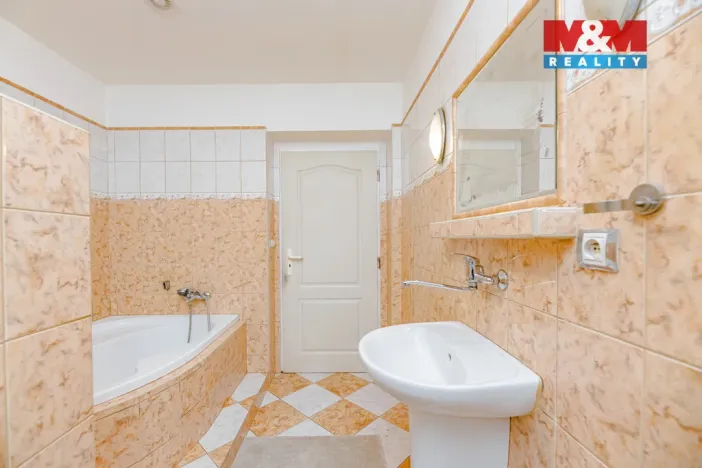 Prodej rodinného domu, Ostřetín, 160 m2