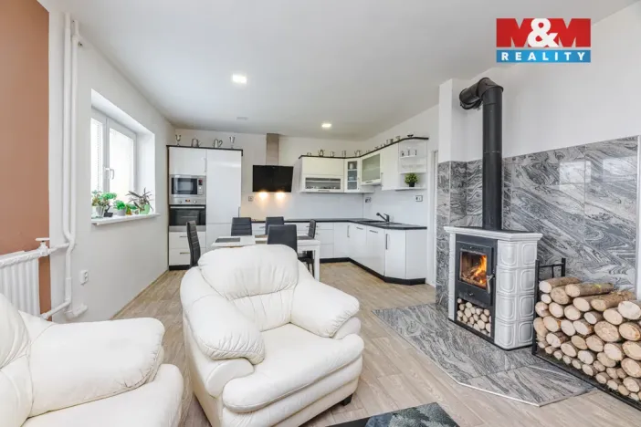 Prodej rodinného domu, Ostřetín, 160 m2