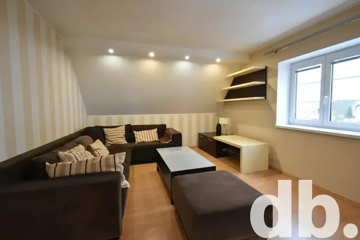 Pronájem bytu 3+kk, Karlovy Vary, Chelčického, 71 m2