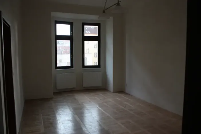 Pronájem bytu 2+1, Praha - Holešovice, Dělnická, 48 m2